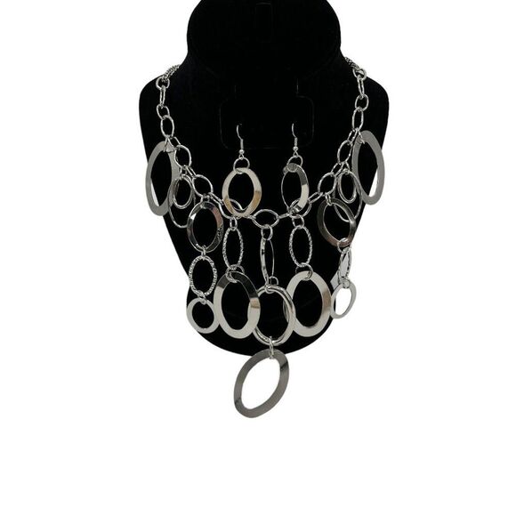Silver Bubble Oval Cascade Necklace and Earring Set - Picture 6 of 14